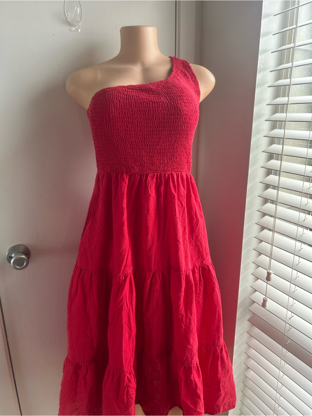 Women’s One-Shoulder Red Smocked Tiered Dress